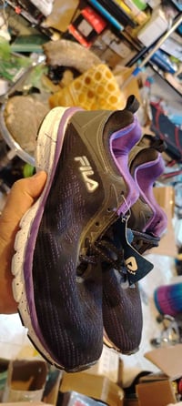 ملابس • للبيع