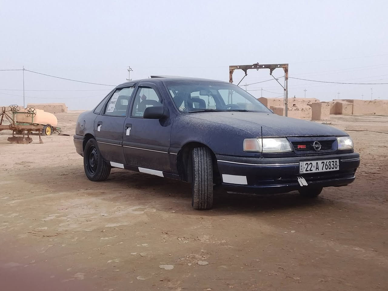 سيارة للبيع موديل 1991محدثه 1995محرك2020بل شرط كير ومحرك نضيفه وحلوه وبيها دفتر بانزين سنويه انتهاء 2031سياره شرط التحويل مكاني حيل عسكري السعر 55////***********

