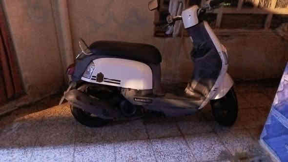 بوليس طك جيس توهه نازله ما صار إلهه سبوع كامله وصلهه موجود كارتون محرك سكانها ما مخطوطه علي ابد مكاني بصره حي الزيتون *********** إخوان إلي ما يشتري لا يتعبني فقط رقم متواجد سعر 1050 بيهه مجال قليل دراجه رنبه مو مال شارع 🫸
