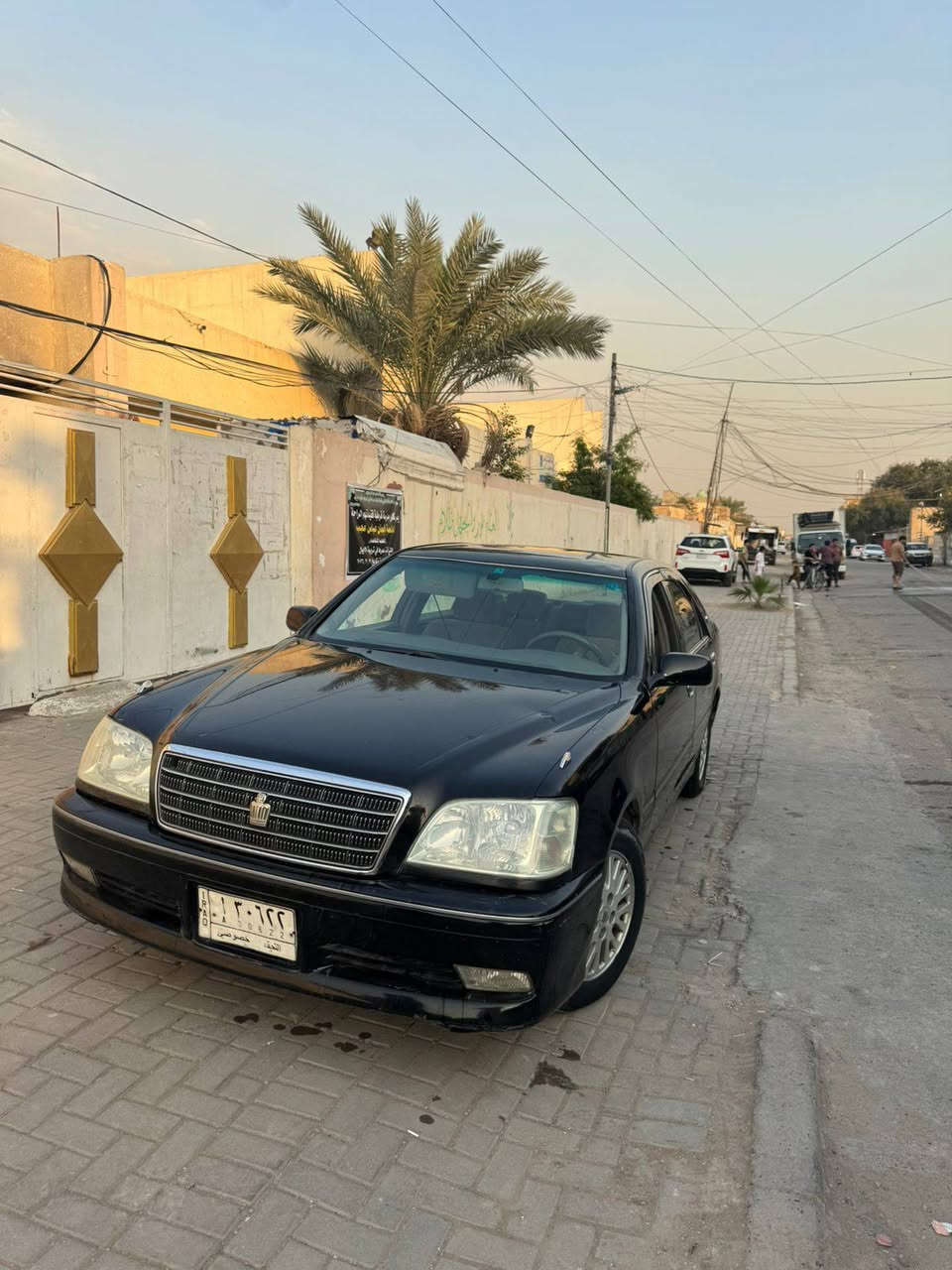 كراون ادوات 2003 مكصوصة شاصي وليبل اصلي مثل ما موضحة السيارة اربعدكم  فول مواصفات مكاني بغداد الطالبية مستعجل على البيع سعرها 32 ورقة0
***********
