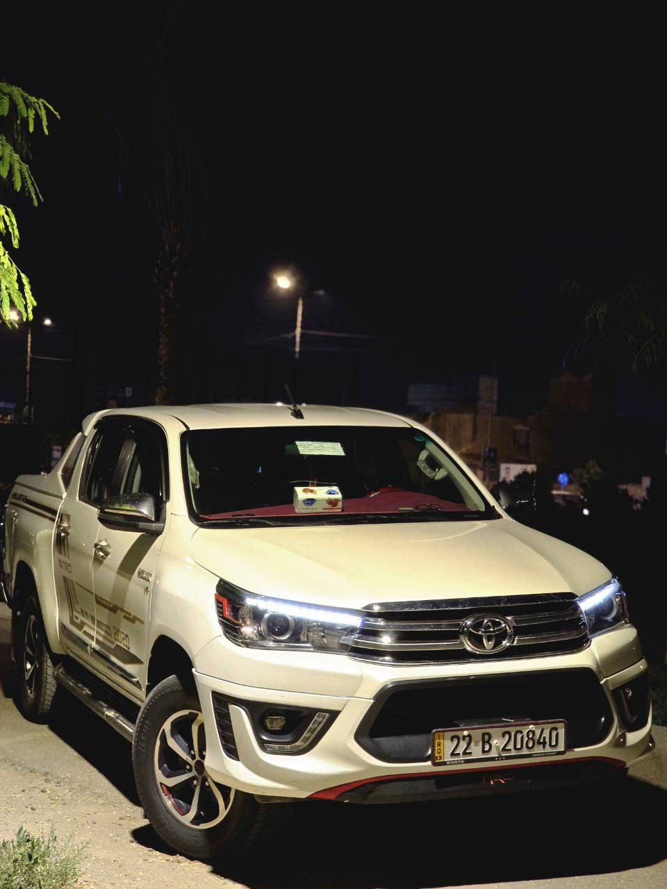 سلام عليكم
هايلوكس 2020
محرك نضيف 4000
 V6 بصمه
 السياره غنيه عن التعريف
مكان السياره نجف 
ضربتها موجوده بل سونار 
سعر السياره بلاش 
$260
للستفسار ***********
