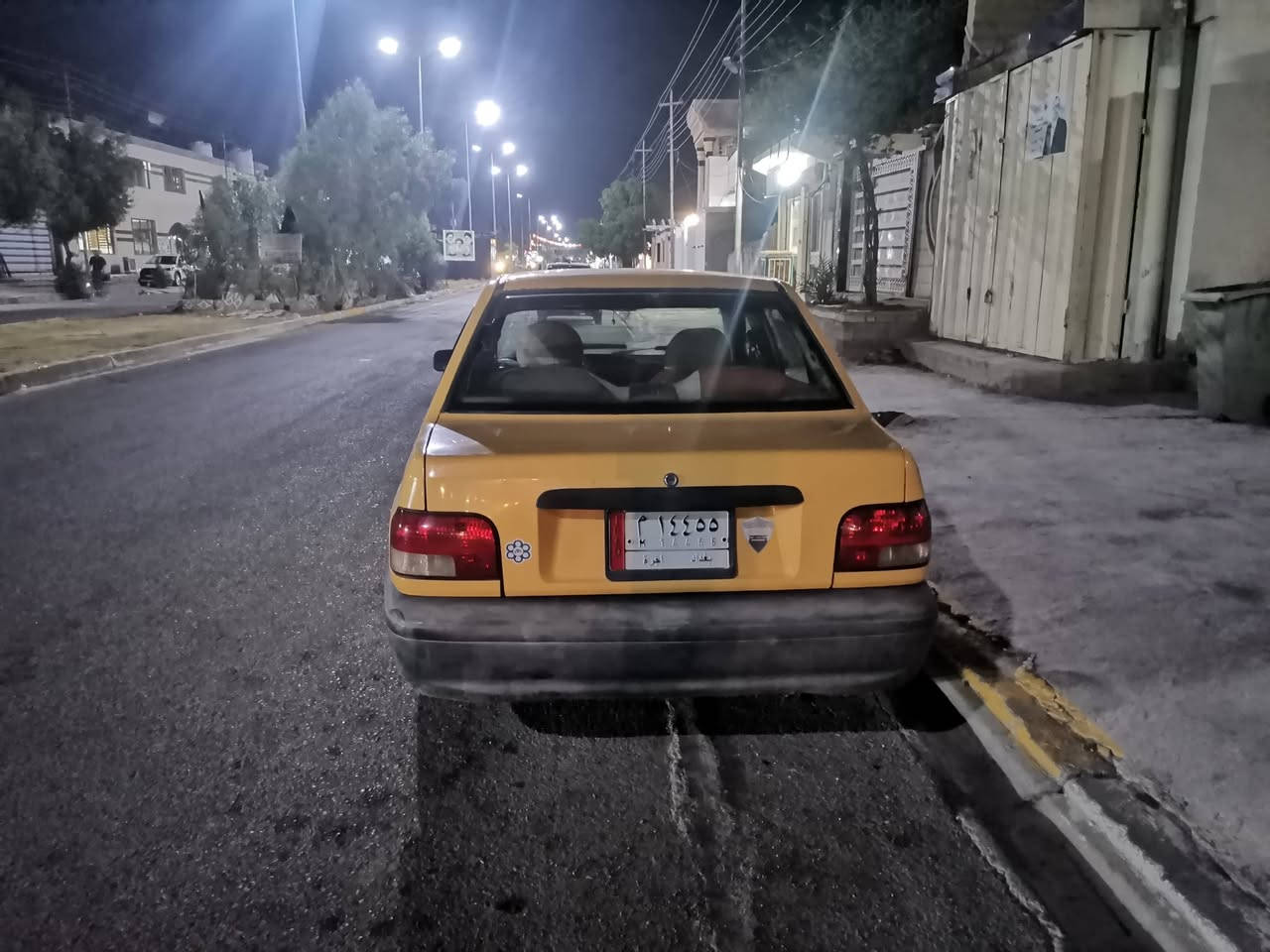 سايبا 2015 رقم بغداد سنويه انكليزي مباشر تستلم لوحات اثناء التحويل
سياره ما بيها تبديل، طخه بالجاملغ جهة السايق ممصلحه
هيئه غرامات مصفره
كهربائيات كلها شغاله صدر جديد زوج تايرات امامي جدد
مكينه ناعمه بس تبخر يحتاجلها رنكات و تبريد لا يعمل.

السعر 26 وبيها مجال حك الجيه، أو مراوس بسمند 
المكان ديالى بلدروز


**إذا كنت صاحب هذا الإعلان وتريد حذفه لأي سبب، رجاءا أرسل رسالة إلى الدعم الفني**