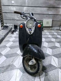 دراجه عبد الحليم    نكره سلف  اي نقص مابيها  السعر ٢٠٠ وبيها مجال  مكا...