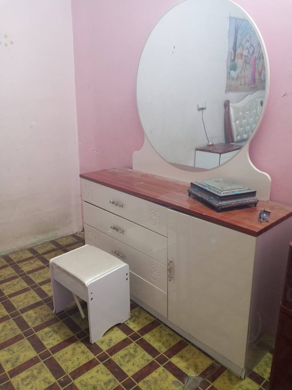 غرفه تركيه نضيفه ب 550مكانها القبله


**إذا كنت صاحب هذا الإعلان وتريد حذفه لأي سبب، رجاءا أرسل رسالة إلى الدعم الفني**