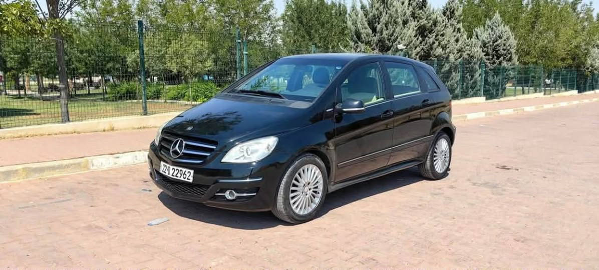 ماسليس E200. كير اؤتؤ دبل كير 4سلندر 
صدر حدادية أمامية بشرت رقم جديد 
سنوي جديد سيارا خير من الله ويل 17جديدة 
بي صبوغ 3قتعة بدون دواغل سيارا جناي 
مكاني اربيل بيع او مراوس حسب قناعة
***********بي واتجاب
*********** بغداد, العراق
