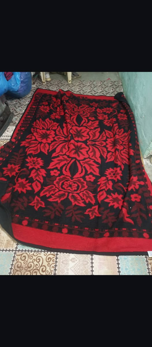 للبيع نضيفات مل بيت سعر واحد 7000 الف مكاني كركوك حي نصر للاستفسار ***********
