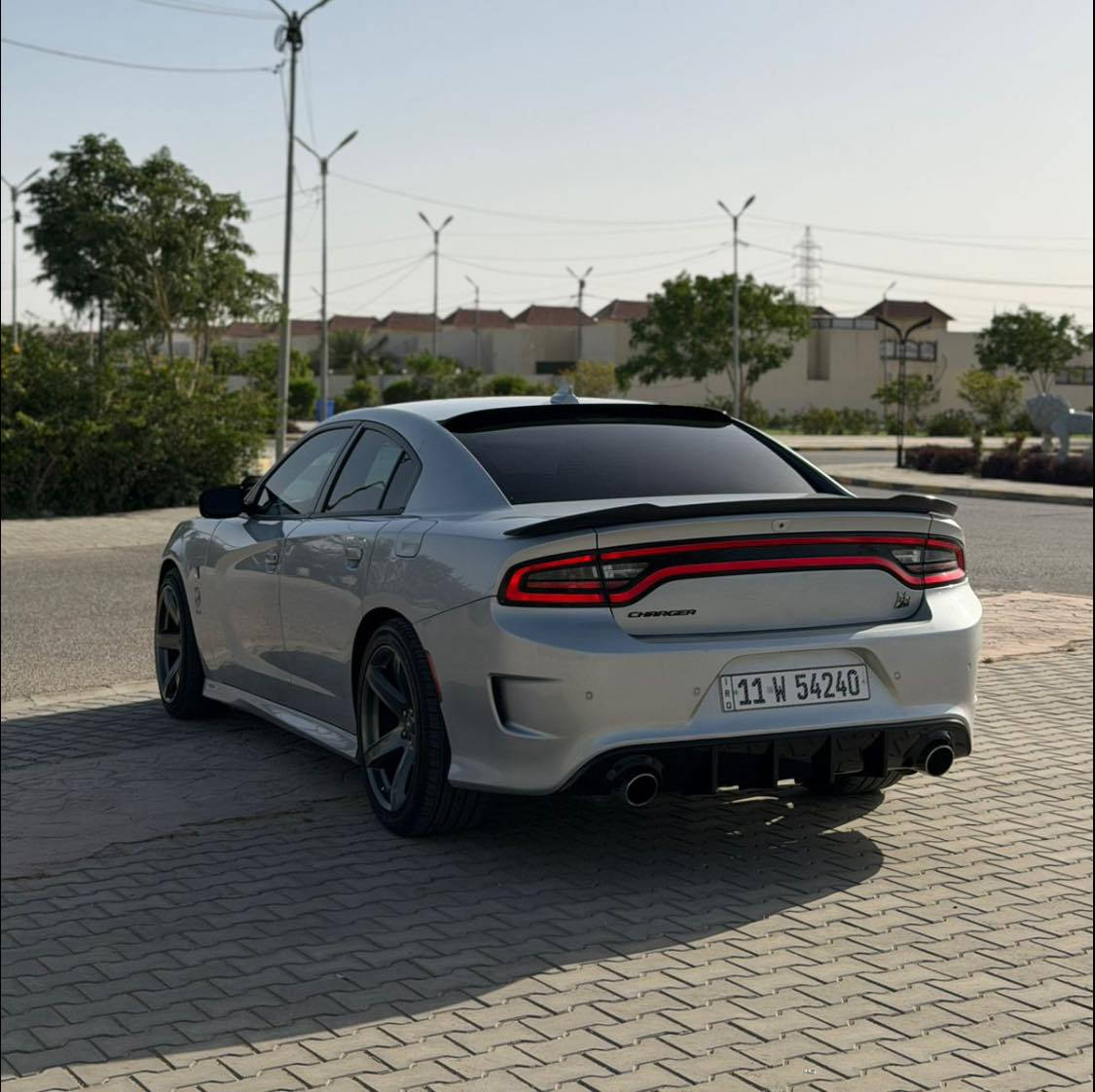 جارجر 2019
سكات باك 
 SRT
السيارة جدا نظيفه ومتعوب عليها
ومبرمجه يم مصطفى ايكل 
مكينة ٨ سلندر 6400
وقم بغداد بأسمي هزه وسنوية جدد
داخل جلد احمر  
سستم اكزوز بلادي
ويل نجمه اصلي
نظام سماعات Alpine
كراسي  كهربائية
ابل كار بلي + شاشة الجبيرة
حساسات خلفي+ مرايات عاكسة للضوء
تو ويل
كير مكينة بحالة الوكالة محافظ عليهم
ماشية 57 الف ميل
حادثها السيارة جاملغ مصبوغ وباب السايق ربع صبغ مثل ماموضح بالصور
باب السايق ربع صبغ 
الصوره عندي + بارد بسيط بالبنيد 
السياره اجدد من الصور
  السعر 210 وبيها مجال 
للاستفسار 
اثير وبي واتساب
***********
اسيا بدون واتساب
***********
