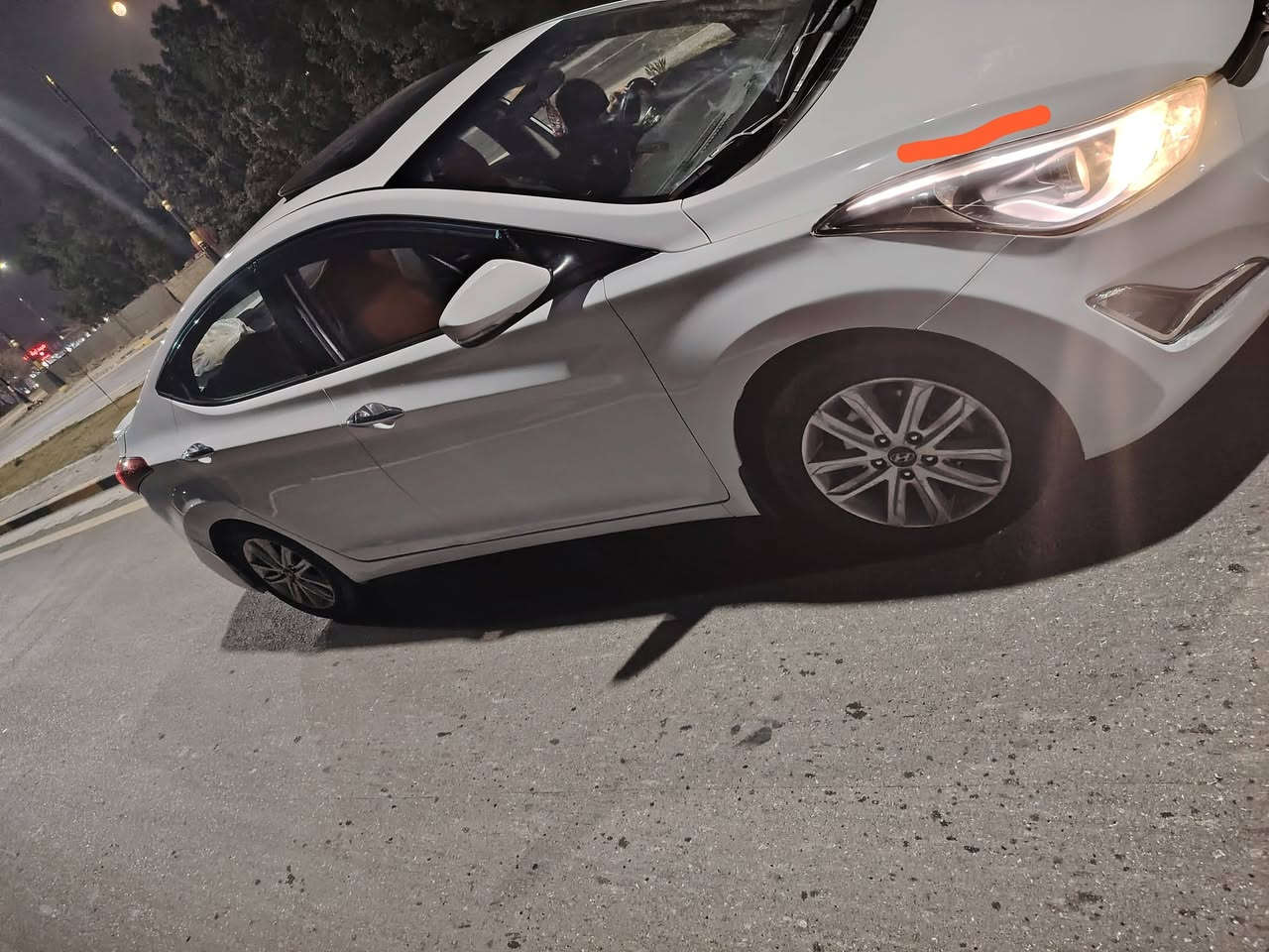 السلام عليكم النترا موديل 16 فول  مواصفات واحد على واحد محرك 1800 باب اول الدواخل صاج الكشنات جلد نفس الصاج بس ملبسات بقماش السياره بدون فتح وبدون معجون بس الي مئشر عليهن رقم كربلاء العنوان كربلاء السعر 123 وبيها مجال ***********
