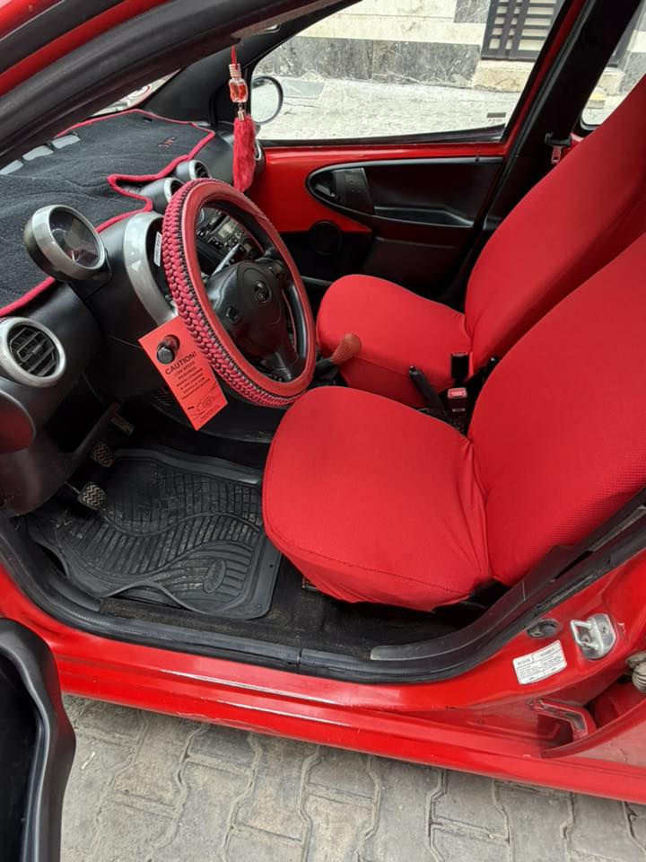 ‏سلام عليكم شباب بي واي دي 2013 لا ضربة ولا صبغ ولا تبديل باسمي السيارة تحويل مباشر 
‏السعر 38 وبي مجال بغداد حي القاهرة رقم الهاتف *********** ￼￼￼￼
