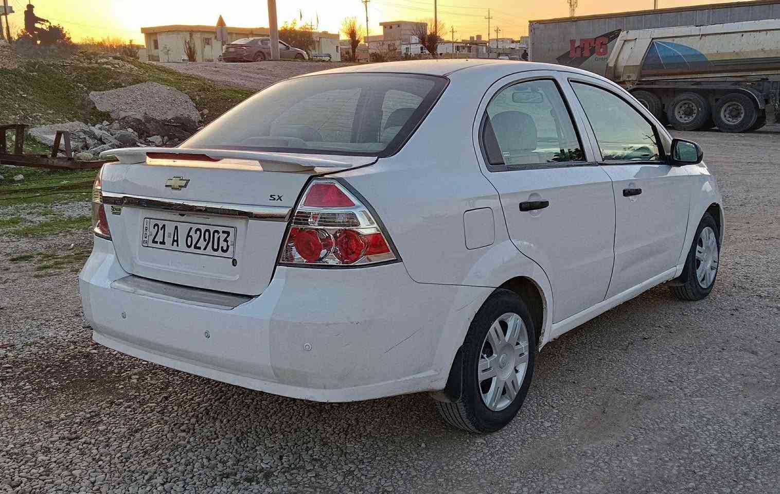 ئەڤیۆ 2010 ئۆتۆماتیک سەنەوی تازە چوارتایەی تازە ناوزەرد شاشەو کامرەی بۆ دانراوە یەک پارچە ی بۆیاخ بێ دەعم لێدراو گێرو مەکینە و تەبرید بەشەرت سۆنەرم داناوە 55 گەڵا
شوێن . شارەزوور . زەڕایەن 
*********** = *********** حلبجة, السليمانية
