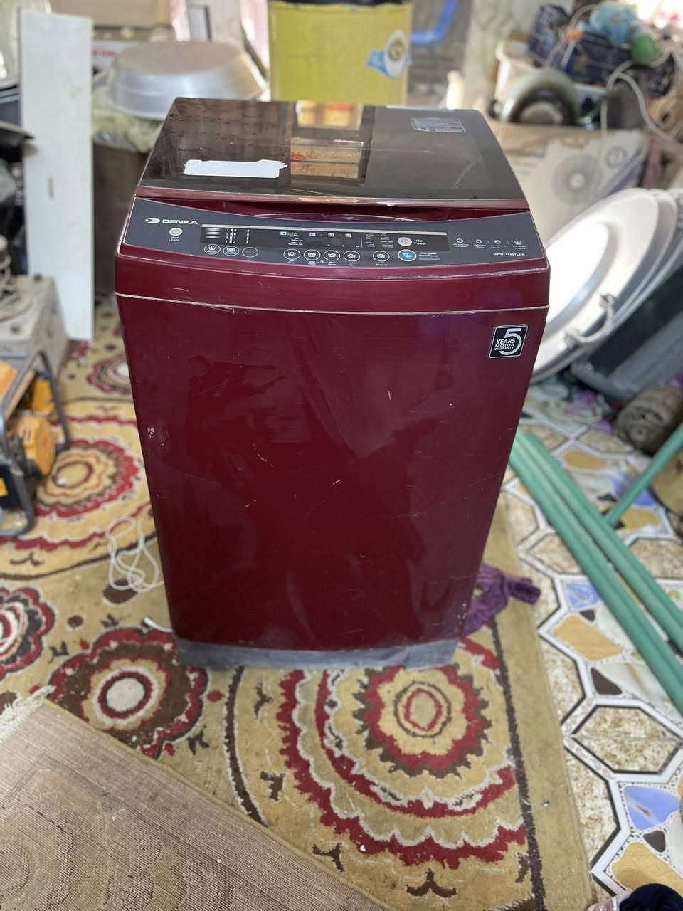 سلام عليكم غسالة أو تماتيك للبيع نضيفة شغالة كل نقص مابيها افحص وآخذها السعر 150وبيها مجال رقم***********
