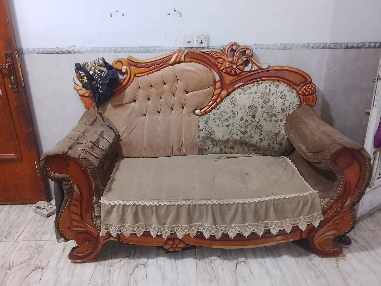 سلام عليكم بلازمة ام نت وتخم للبيع مستعجل ال بلازمة سعرة 200 وتخم 50 مكاني بغداد الزعفرانيه ***********
