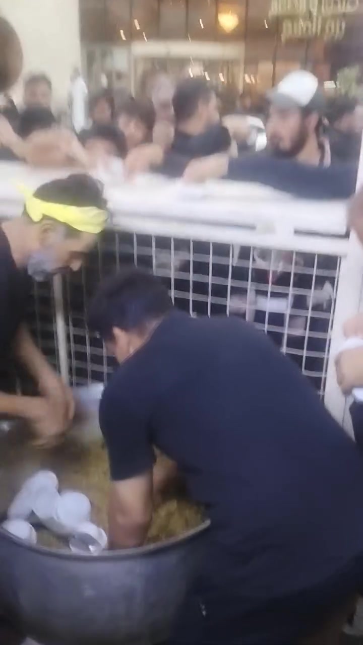 قفص البيع متكون من قاطين جوه مطبخ واقاط الثاني منام طول 12 والعرض 4 متر وقابل الزياده تحب طوله بعد يصير واذاالعرض هام يصير تعرتضه الاستفسار رقم *********** ابو هاجر
