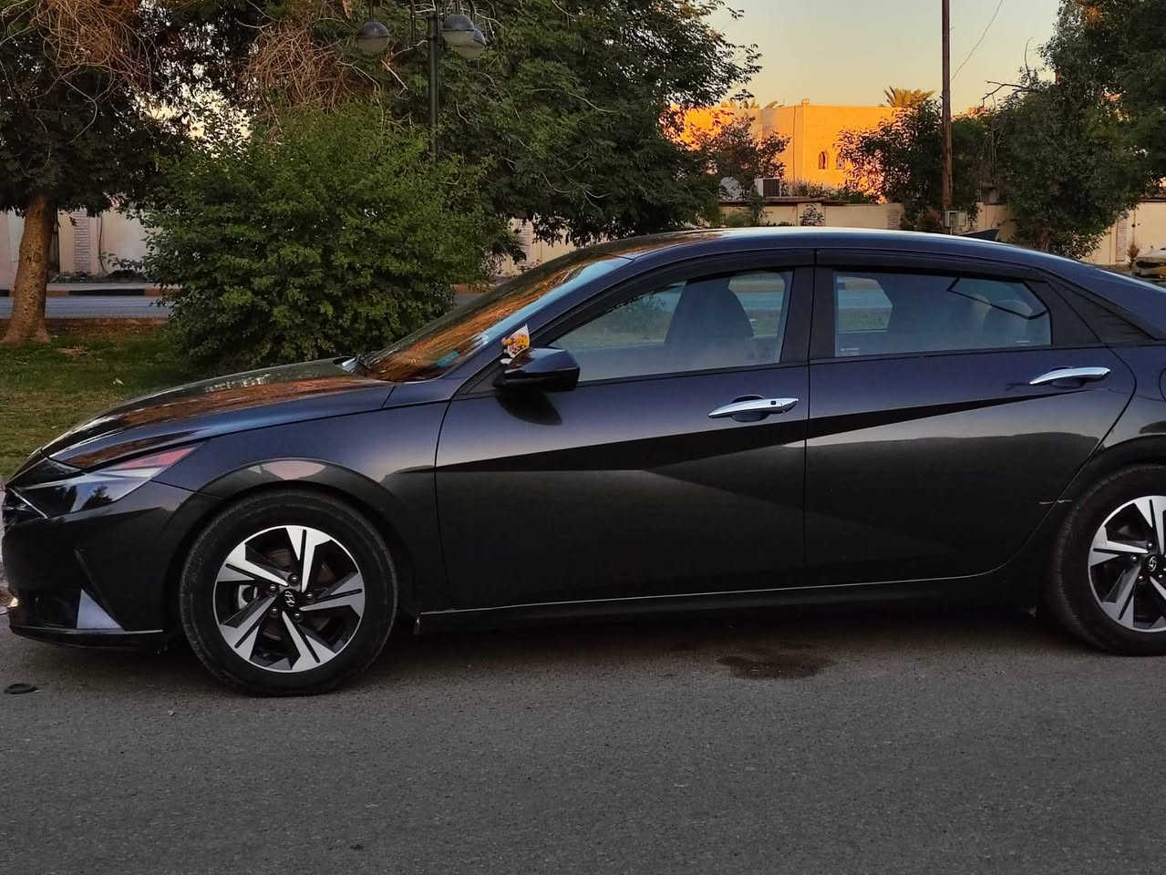 سلام عليكم
النترا ٢٠٢١ حادث جاملغ وبنيد ماشيه ٨٠ ألف كيلو متر ،،بغداد شهداء البياع
رقم الهاتف ***********
إرباك برده ستيرن فقط
السعر ١٤٠ بيه مجال بسيط
