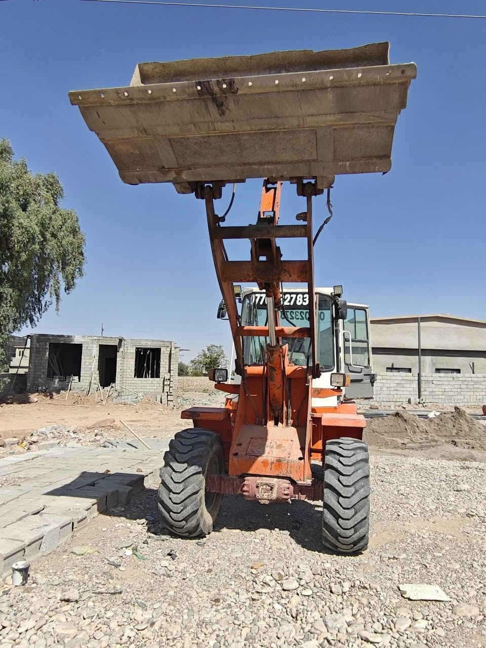 شفل سكيف للبيع حجم ١٠٠رقموسنويه جدد كركوك حصى گاز +شوكية+بونيد عدد 2/***********
