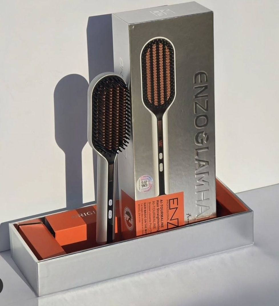 ✨ ENZO Glam Hair Straightening Brush - قژێکی لووس و بریقەدار لە چەند خولەکێکدا! ✨

ئایا ماندوو بوویت لە کات بەسەربردنێکی زۆر بۆ ڕێککردنەوەی قژت؟ 😩 وتوی شانەی ڕێککەرەوەی قژی ENZO Glam چارەسەری خێرایە بۆ قژێکی لووس و سەرنجڕاکێش! 💖 بە تەکنەلۆژیای پێشکەوتوو، ئەم وتووە قژت بە نەرمی ڕێکدەکاتەوە و بریقەیەکی سروشتی پێدەبەخشێت، بەبێ ئەوەی زیانی پێبگەیەنێت. 💇‍♀️🔥

بۆچی ENZO Glam هەڵبژێریت؟

*   ڕێککردنەوەی خێرا و کارا: 🚀 کاتت بۆ دەگێڕێتەوە و ئەنجامێکی نایابت پێدەبەخشێت.
*   تەکنەلۆژیای ئایۆنی: ioni ⚡️ یارمەتی کەمکردنەوەی خاڵخاڵۆکە و زیادکردنی بریقە دەدات.
*   کۆنترۆڵی پلەی گەرمی: 🌡️ دەتوانیت پلەی گەرمی گونجاو بۆ جۆری قژت دیاری بکەیت.
*   بەکارهێنانی ئاسان: 🌟 دیزاینێکی دەستی و سووک بۆ بەکارهێنانی ڕۆژانە.

ئیتر پێویست ناکات چاوەڕێ بکەیت! قژێکی جوانی لووس و بریقەدار بەدەستبهێنە کە شایەنی تۆیە. 👑 ENZO Glam - نهێنی قژێکی نایاب! 🛍️


**إذا كنت صاحب هذا الإعلان وتريد حذفه لأي سبب، رجاءا أرسل رسالة إلى الدعم الفني**