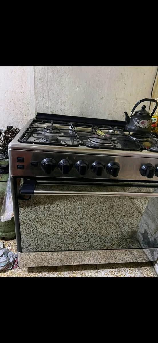 طباخ نضيف جدآ اخو الجديد فرن ما مستخدم نضام بواري فريش مصري بي شوايه دطاج واناره داخليه شغاله ومقدحه شغاله السعر 150 نهايته مع التوصيل كامل للحجز رقم وعنوان


**إذا كنت صاحب هذا الإعلان وتريد حذفه لأي سبب، رجاءا أرسل رسالة إلى الدعم الفني**