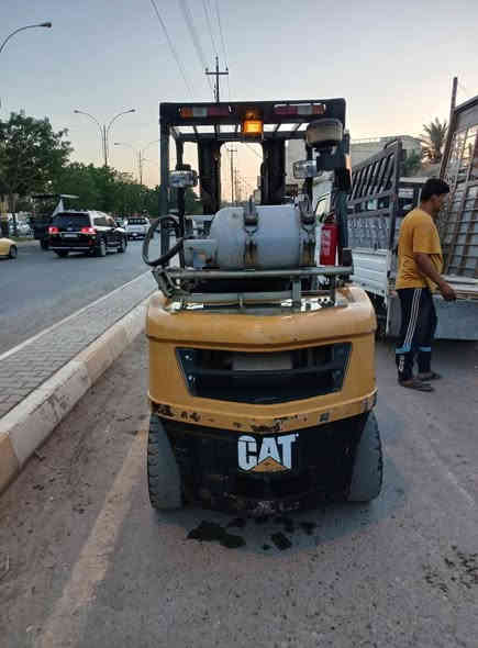 سلام عليكم رافعه شوكيه نوع كتر غاز وبانزين 3طن 3سلايتات موديل 2016 منفيست ولوحات كاتي دخول جديد للعراق ***********
