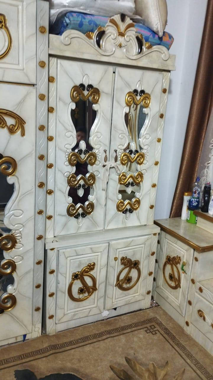 غرفه للبيع السعر خاص على هاذه الرقم   ***********
