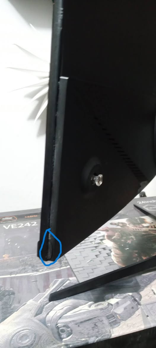 شون الحبايب شاشة كيمنك مستخدم نضيفة مواصفات حجم 24 دقته فول اجدي (1080) (HDR freesync (165HZ ومنفذين Display ومنفذ HDMI ومنفذ سماعه فقط الكبر الوره مثل مموضح بصوره انخلع ونثلم باطراف الكبر لما داشد بحامل شاشات ف لزكته بلاسق الشاشه معتني بيه وكارتونته وغراضه كامله سعر 130 الف وبيه مجال لشراي مكان بغداد الحرية توصيل ماعدي وذا تحب تجي تشوفه وتاخذه ماكو اشكال سبب البيع اني مطور العاب وتخدمني حجم اكبر


**إذا كنت صاحب هذا الإعلان وتريد حذفه لأي سبب، رجاءا أرسل رسالة إلى الدعم الفني**