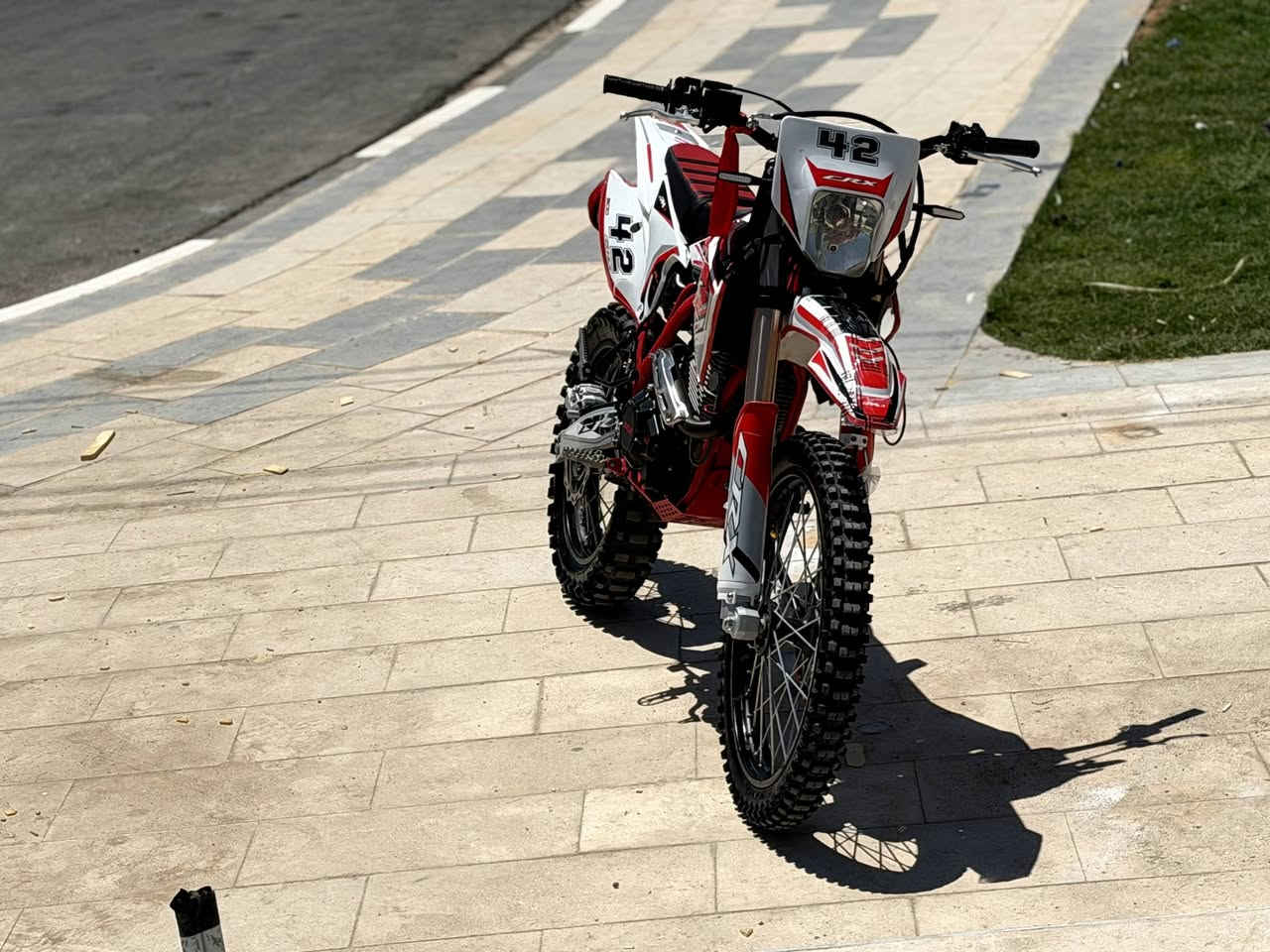 السلام عليكم
دراجة نوع CRX
حجم المحرك 350CC
4 ولف
موديل 2025
العنوان خانقين 📍
الشراي يتفضل خاص
او الاتصال على الرقم
 ***********
