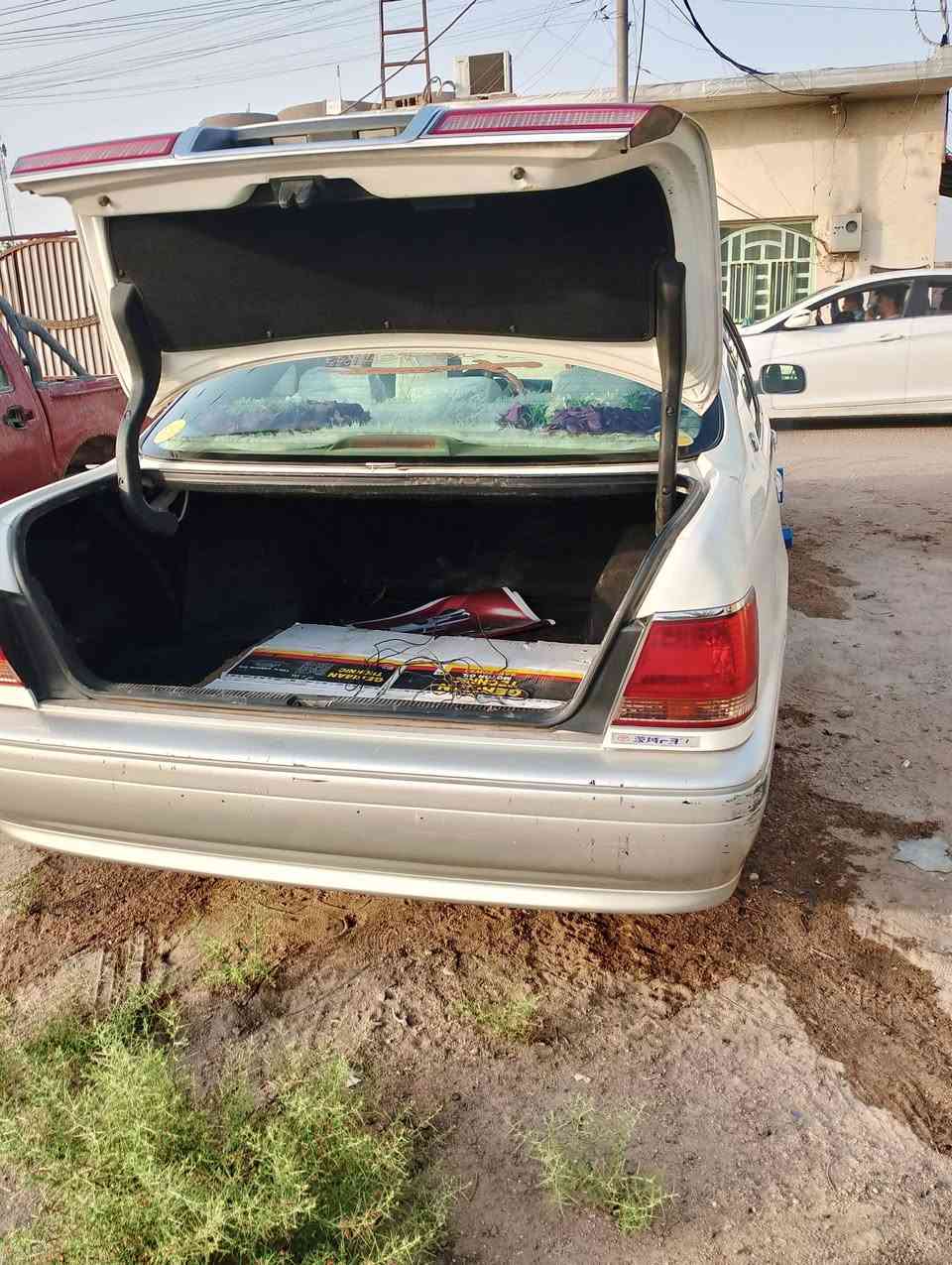 السلام وعليكم ملكه كصه جنطه أدوات متومه طبق أصل سياره جاهزه ع خير محرك وكير اكسن تبريدكفاله سياره جديده سعر 38وبيه مجال عنوان البصره شط العرب الجزيره ***********
