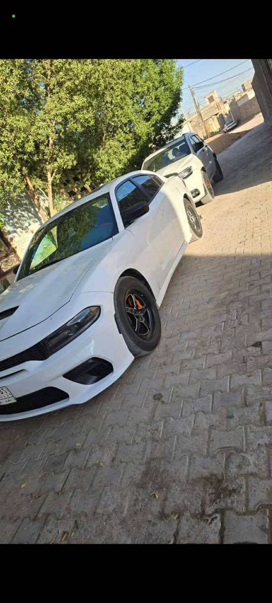 السلام عليكم عليكم جارجر ارتي 2018 ابيض خزن ميموري بيها قماره امبدلة بجم كبس معوقين صايره حره المعوق موجود وتحويل عليها غرامات مليون و٣٠٠ رقم بغداد السعر ١٤٠ والغرامات تنزل من سعر***********
