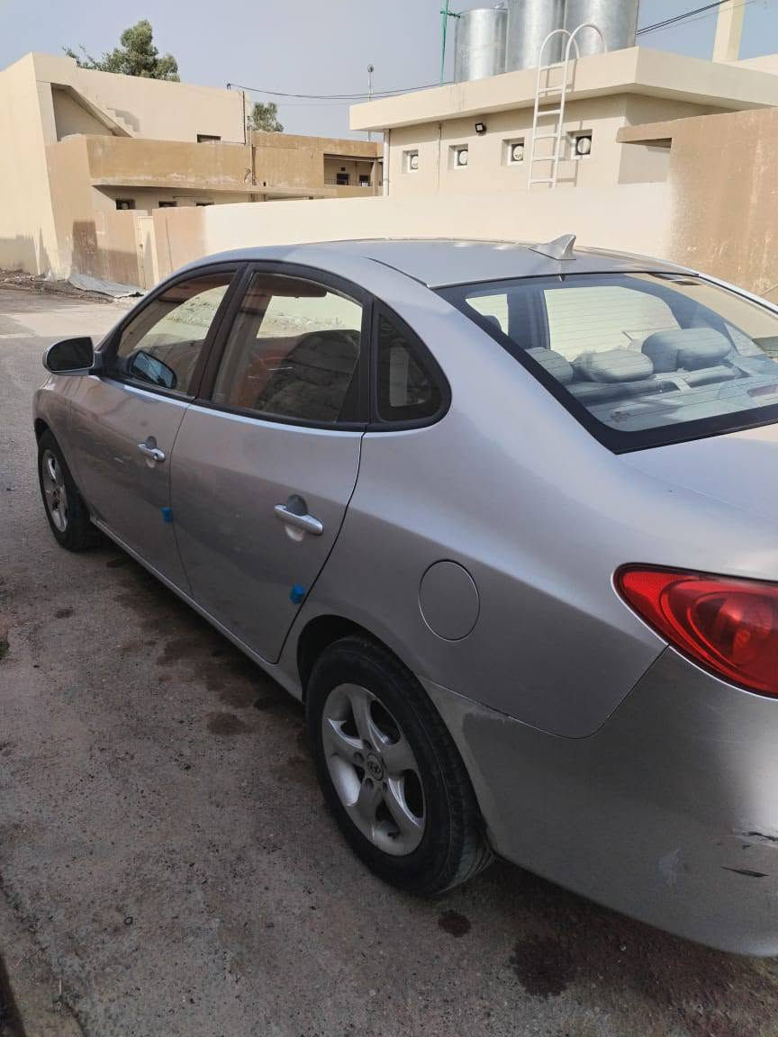 السلام عليكم انترا امريكي موديل 2009 رقم نينوى الماني 

محرك 20 دوش المرغوب تبريد ثلج شاشه تحكمات ستيرن 

كامره ضرر ثلاث قطع بدون دواخل وبيها ملاحضات ابيع 

حزام بدون دواخل صدر طخم كلو جديد سنويه لل27

عليها غرامه 700 الف تنزل من السعر  88 وبيها مجال بسيط 

مكان السياره كياره جنوب الموصل بيع فقط مكلف بل نشر 

***********
