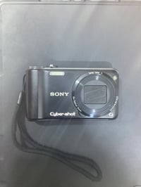 سوني سايبر شوت • نضيفه جدا • ملحقات كاملة