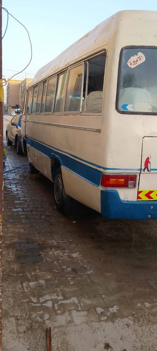 السلام عليكم كوستر كصيف قمبوره محرك كيه بنكو حداديه عامه تعمير جديد كهربائيات شغلاله السعر 3مليون 500 رقم بصره اتكفل سرقه وعشائر الرقم ***********ابو حسين
