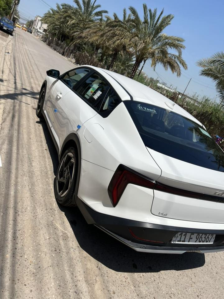 السلام عليكم k42025 لون ابيض محرك 2000خليجي كفاء  عامه ماشيه 1700الف لاستفسار ***********
