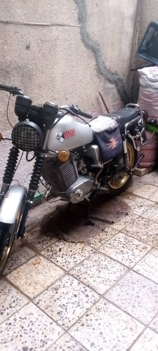 سلام عليكم من رخصة حجي فارس ام زت للبيع مكان مدينة الصدر ***********
