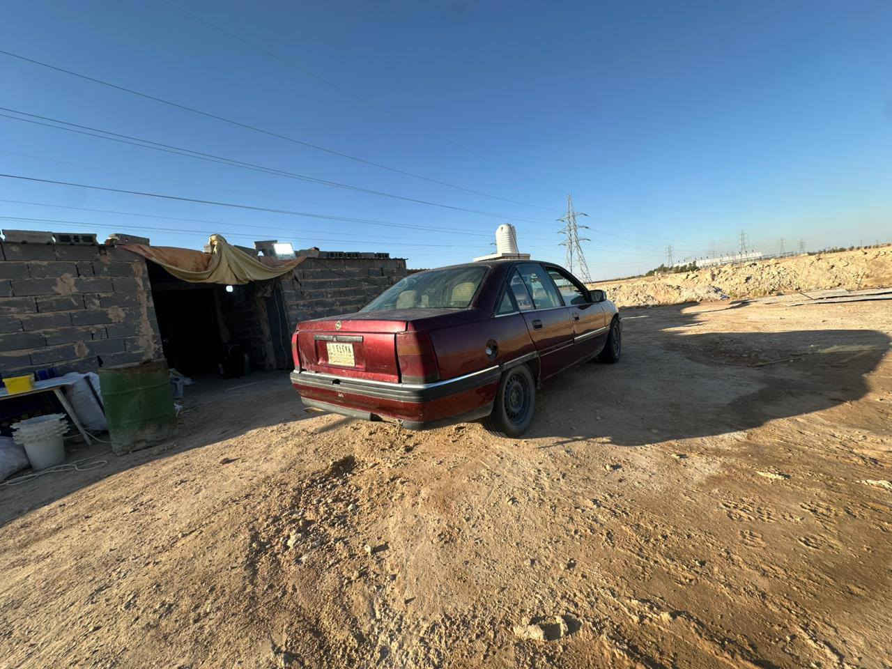 السلام عليكم 
للبيع موديل ٩٠ 
محرك 2000 نضيف  كيرها عادي هم كلشي مابي صدرها زين تايراتها جديده سنويتها ضايعه وصاحبها موجود هوا يمشي بيها


**إذا كنت صاحب هذا الإعلان وتريد حذفه لأي سبب، رجاءا أرسل رسالة إلى الدعم الفني**