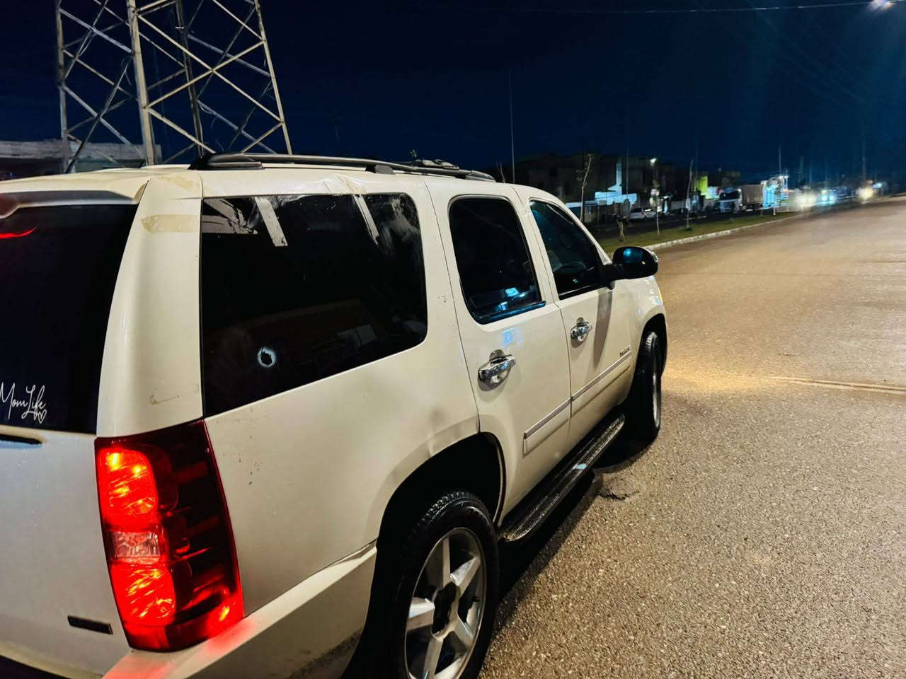 تاهو ادوات كصه قماره سياره جديده بمعنه الكلمه 
كصه قماره فقط. 2012. 
LTZ فول مواصفات 
58$ ***********
