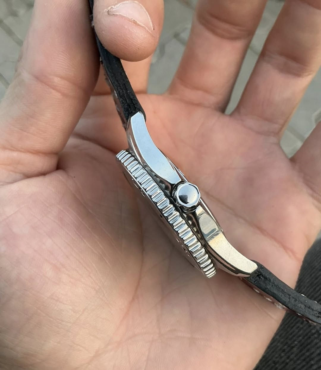 السلام عليكم ساعة سايكو ياباني اصلي
بحري كوارتز بطارية 
طوق دوار
عقارب وارقام فسفور
قفل بحري
نافذة للتاريخ
قطر 41
سير جلد طبيعي 
85 الف


**إذا كنت صاحب هذا الإعلان وتريد حذفه لأي سبب، رجاءا أرسل رسالة إلى الدعم الفني**