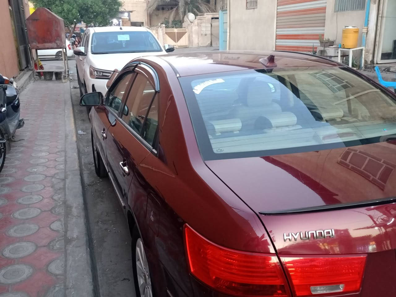 للبيع سونتا مقدس موديل 9مكينه 2400 كير خمس نمر وارد امريكي سياره بلاديه قطرت خياس ماكو حداديه فول امامي خلفي تخم تاير تبريد ثلج شاشه كامرن ارقام انكليزي بسمي فقط بنيد مبدل وبارد بلجاملغ الامامي رقم شمالي سنويه ل 33 هزه 26 مكان السياره كربلاء الحر رقم *********** بس وتساب اخوان اني مكلف بلنشر راعيهه هذه رقمه وبيه وتساب فقط اتواصلو وياه اسف عل الاطاله تحياتي للجميع
