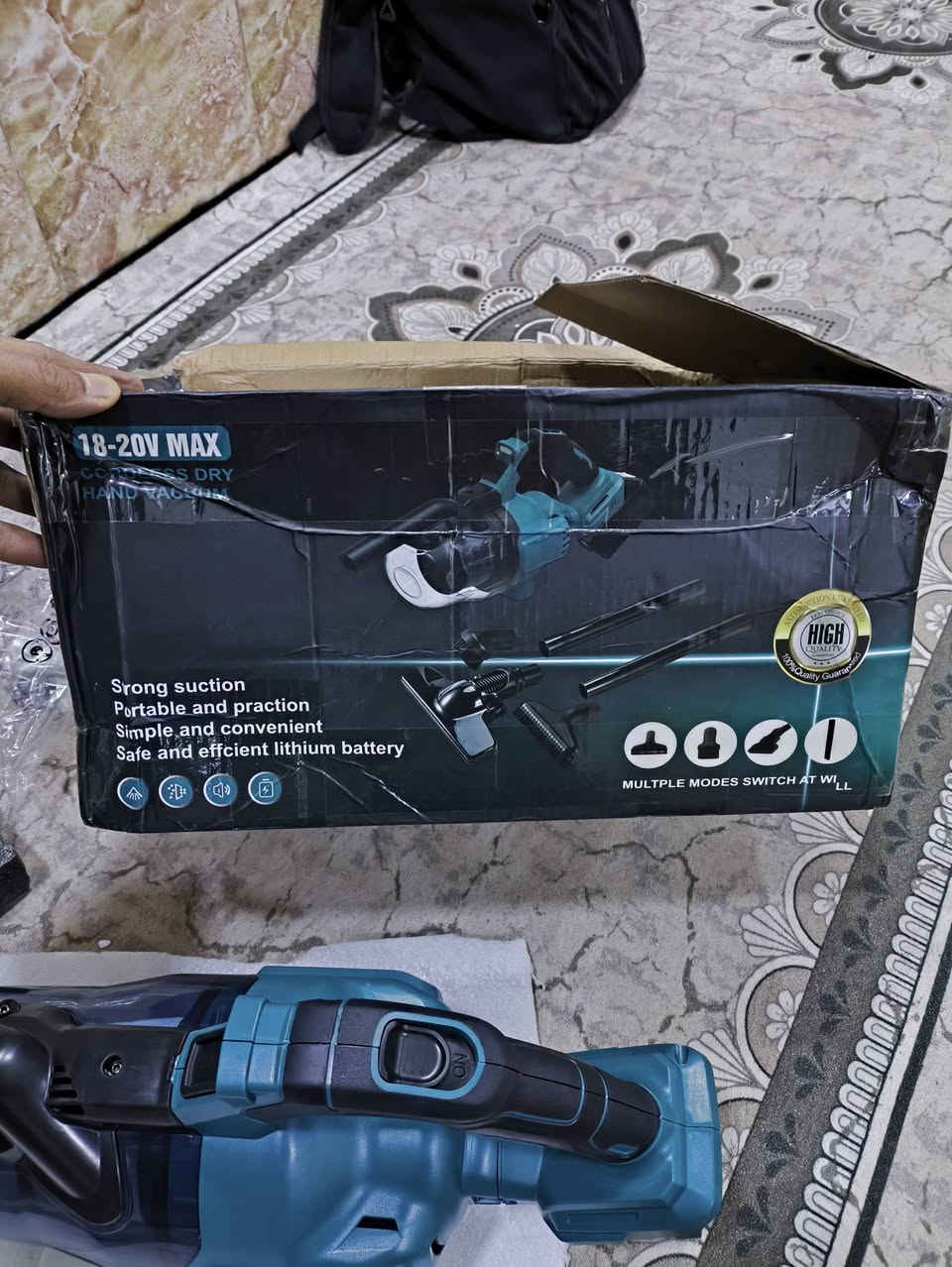 مكنسه جديده شحن 
كامله كل ملحقاته نقص فقط البطاريه وشاحنة 
السعر 15 الف مع التوصيل 
التفاصيل واضحه بالفيديو


**إذا كنت صاحب هذا الإعلان وتريد حذفه لأي سبب، رجاءا أرسل رسالة إلى الدعم الفني**