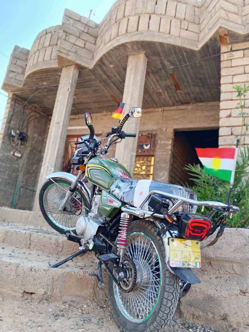 السلام عليكم ورحمة الله وبركاته
للبيع تايكر 25 5 كير الشكل الجديد الماطور كله وضع الشركه ملاحضه الشاشه واكفه حتمال واير من الداخل مكطوع ابيعك فحم 
الماطور ما شاء الله بل حقيقه انضف السعر المطلوب 700 وبي مجال للشرايه


**إذا كنت صاحب هذا الإعلان وتريد حذفه لأي سبب، رجاءا أرسل رسالة إلى الدعم الفني**