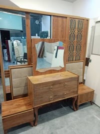 غرفة نوم 5 قطع للبيع مع شد ونقل ودوشك سعر 350 للتواصل 07517122334