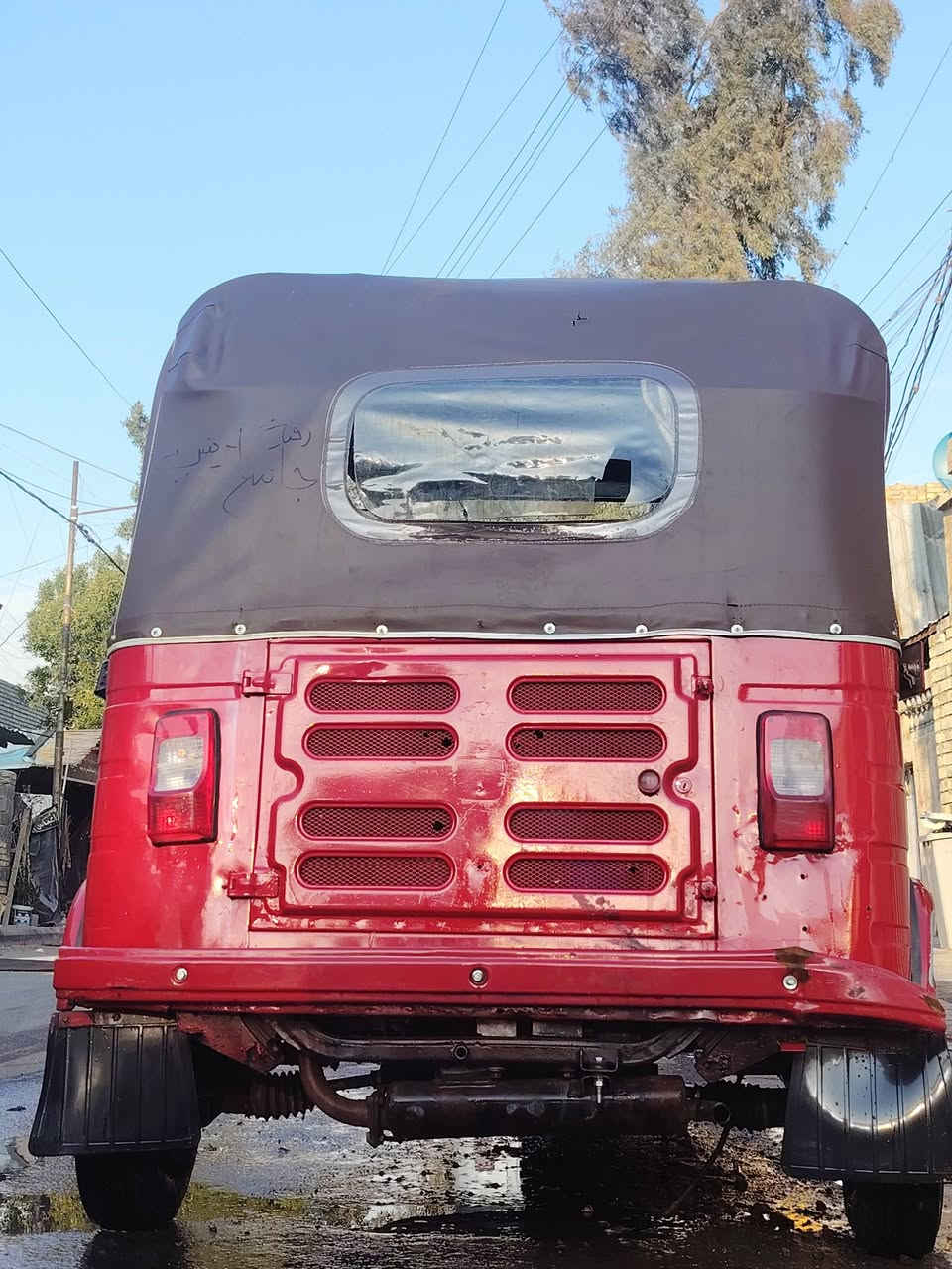 ت
تكتك لبيع مديل 2018مرقم بيه مكينه عشرين عارضه 45000وبيه مجال العنوان مدينه الصدر***********
