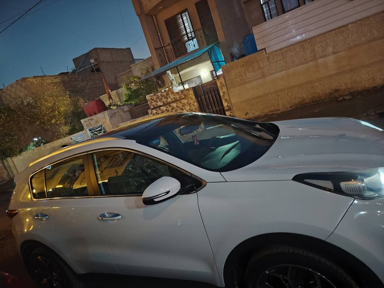 السلام عليكم سيارة سبورتج جيتي لاين الموديل 2021 السيارة لاضربة ولاصبغ فول مواصفات 1\1 السعر 235 للاستفسار على هذا الرقم ***********
