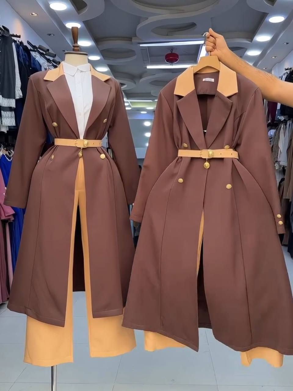 طقم قطعتين يجننن 
#السعر ٣٩ الف
طول البشت 120 سم 
نوع الخامه دابل تركي 
القياس يلبس 
38 40 42 44 46 48 
#التوصيل جميع أنحاء العراق ٥ آلاف


**إذا كنت صاحب هذا الإعلان وتريد حذفه لأي سبب، رجاءا أرسل رسالة إلى الدعم الفني**