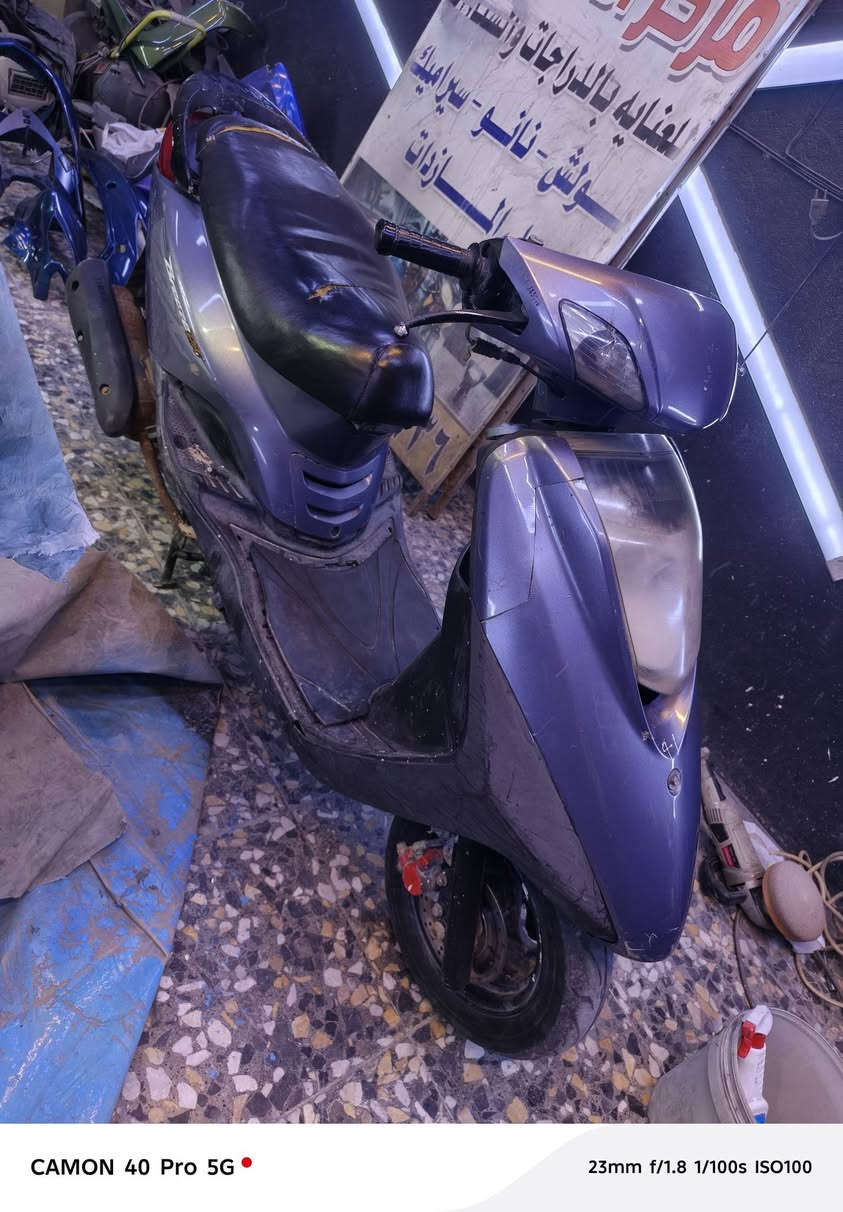 بريز كابريتر بلاد كفرات مختمة مكينة بلاد كهربائيات كلها شغالة فقط باتري كاعد اي نقص مابيها السعر ٦٠٠ مكان بغداد الشعب للاتصال *********** شراي يتصل
