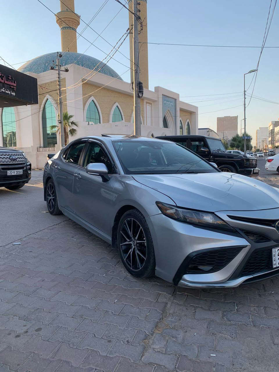 Toyota Camry #207
Model 2022 
Se , Hybrid, slayt 

١ بست بۆنیت سبوغ 
دوو جێگای تەعدیل 
سەرە شانسی سبوغ
ئێرباگ تەنها سوکان 
مەکینە V4, Hybrid 
ڕۆیشتن / ١٧٠ هەزار کم 
سەنەوی نوێیە ٢٠٣١

نرخ / ١٩٠مجال
*********** واطسب أربيل, العراق
