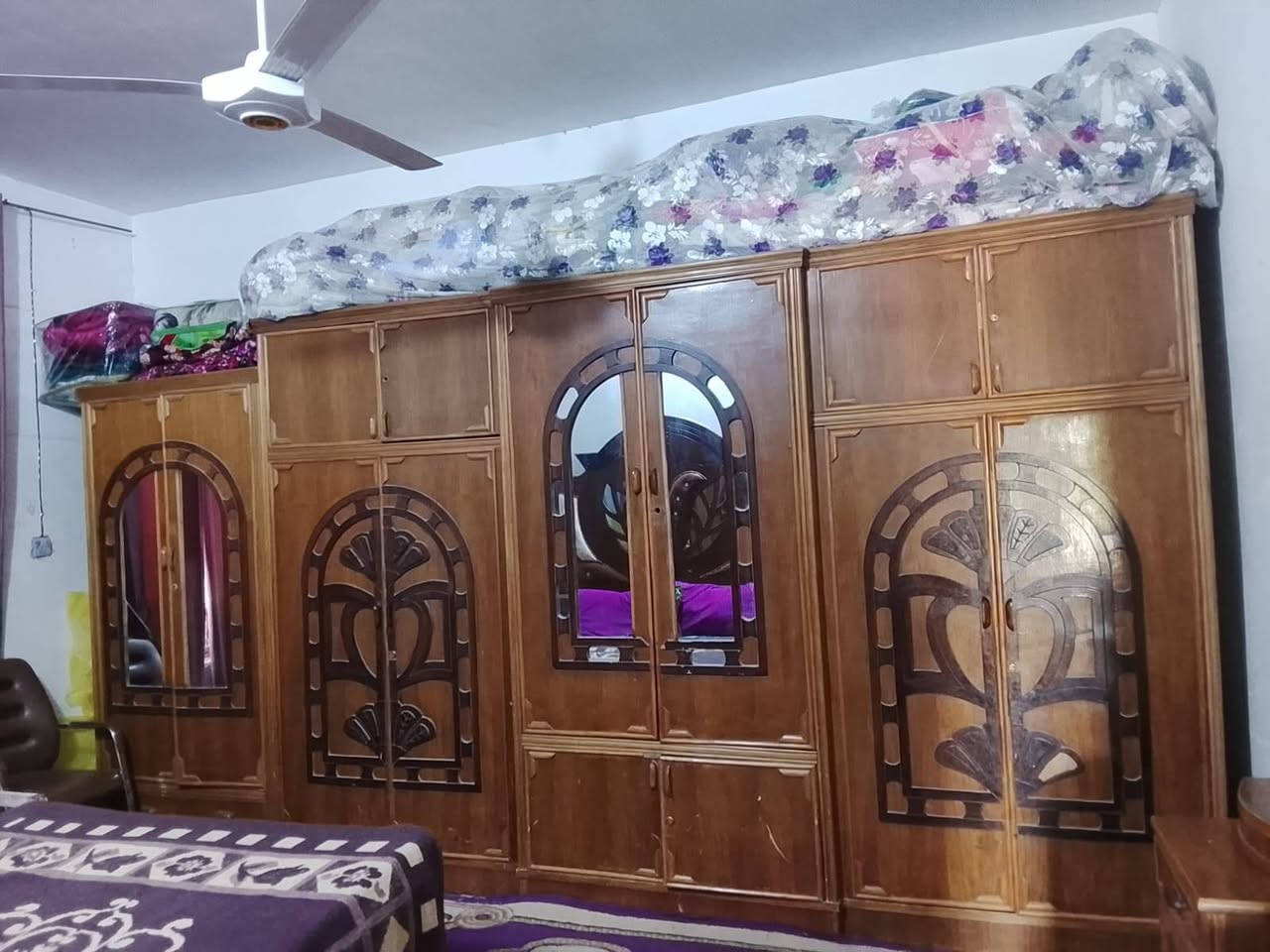 السلام عليكم غرفه صاج عراقي درجه اولى خشب قوي وثكيل ضررها مبين بلكنتور ويتصلح نظيفه رايدها ب٩٠٠وبيها مجال لتواصل
*********** بي واتساب مكانها بابل النيل
