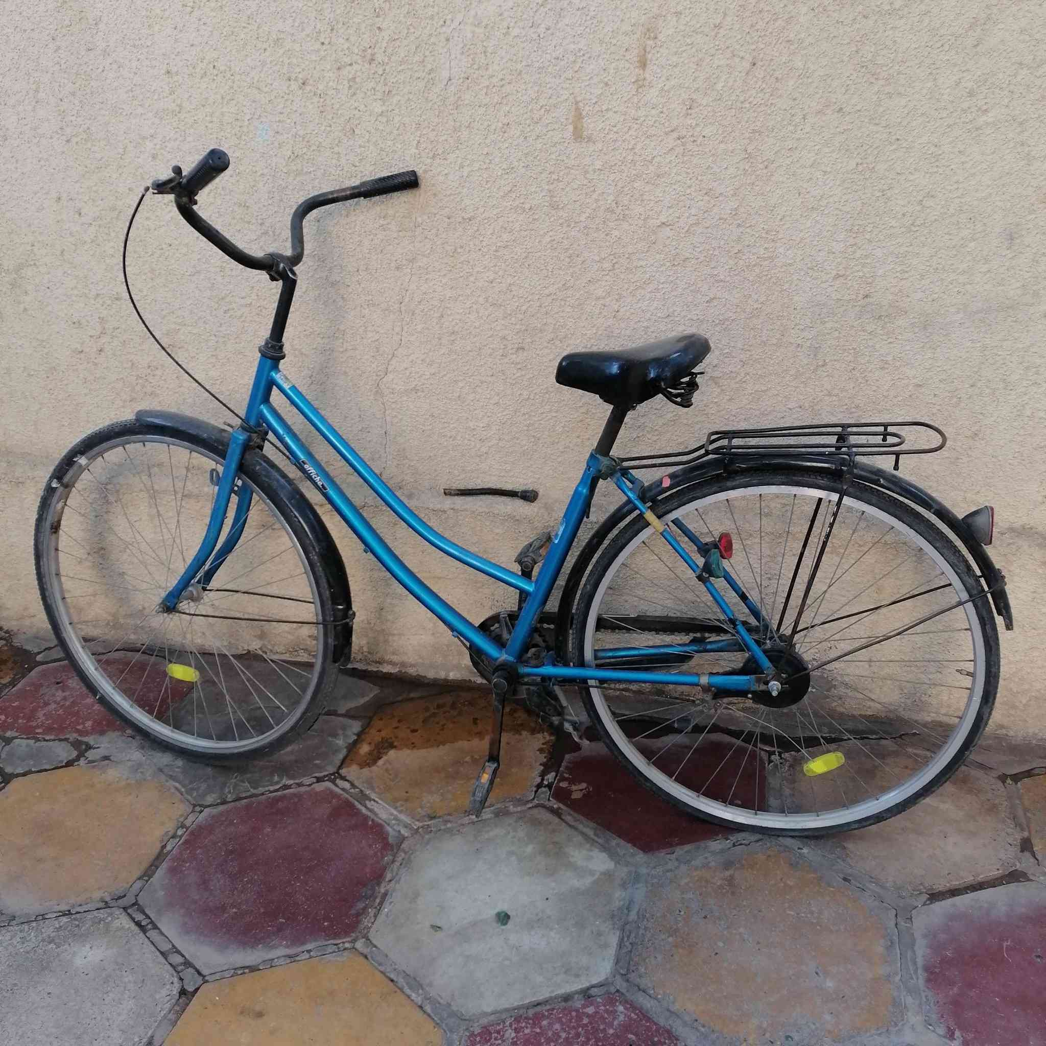 بايسكل للبيع حي العامل بي نواقص بسيطة ابريك خلفي وبنجر التاير الخلفي السعر قفل ٥٠ الف


**إذا كنت صاحب هذا الإعلان وتريد حذفه لأي سبب، رجاءا أرسل رسالة إلى الدعم الفني**