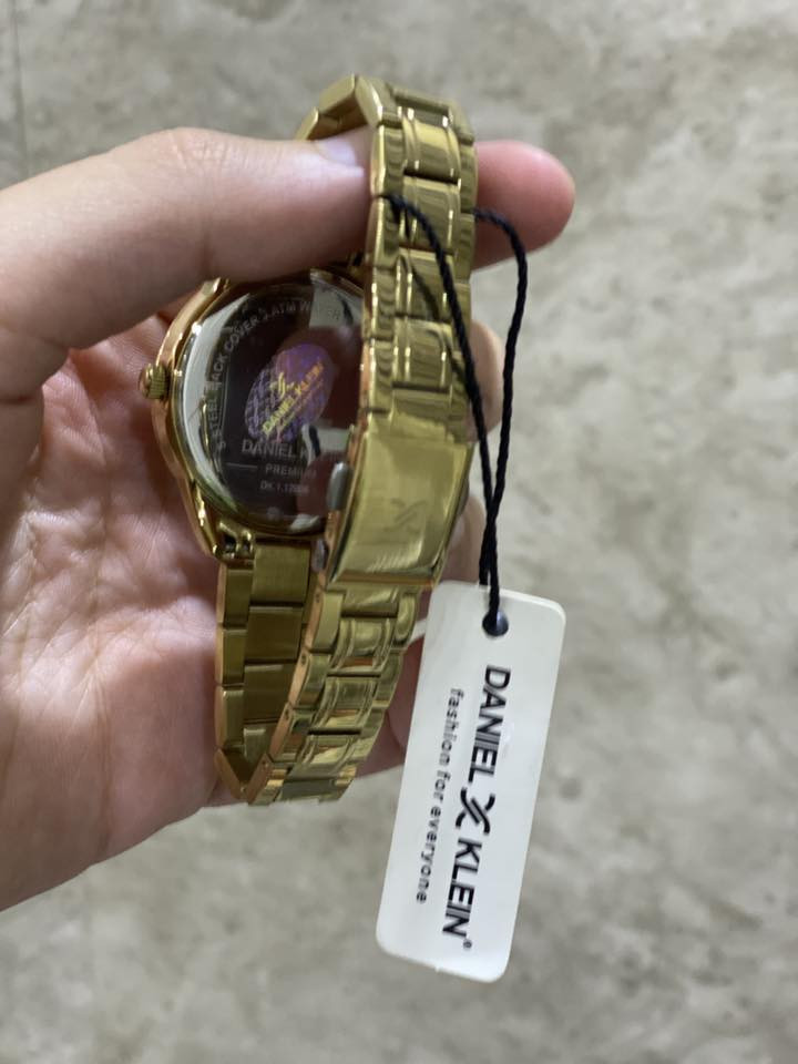 ساعة كاسيو رجالي جديدة ممستعملة السعر60.   ساعة دانيل كلاين جديدة هم ممستعملة 35


**إذا كنت صاحب هذا الإعلان وتريد حذفه لأي سبب، رجاءا أرسل رسالة إلى الدعم الفني**