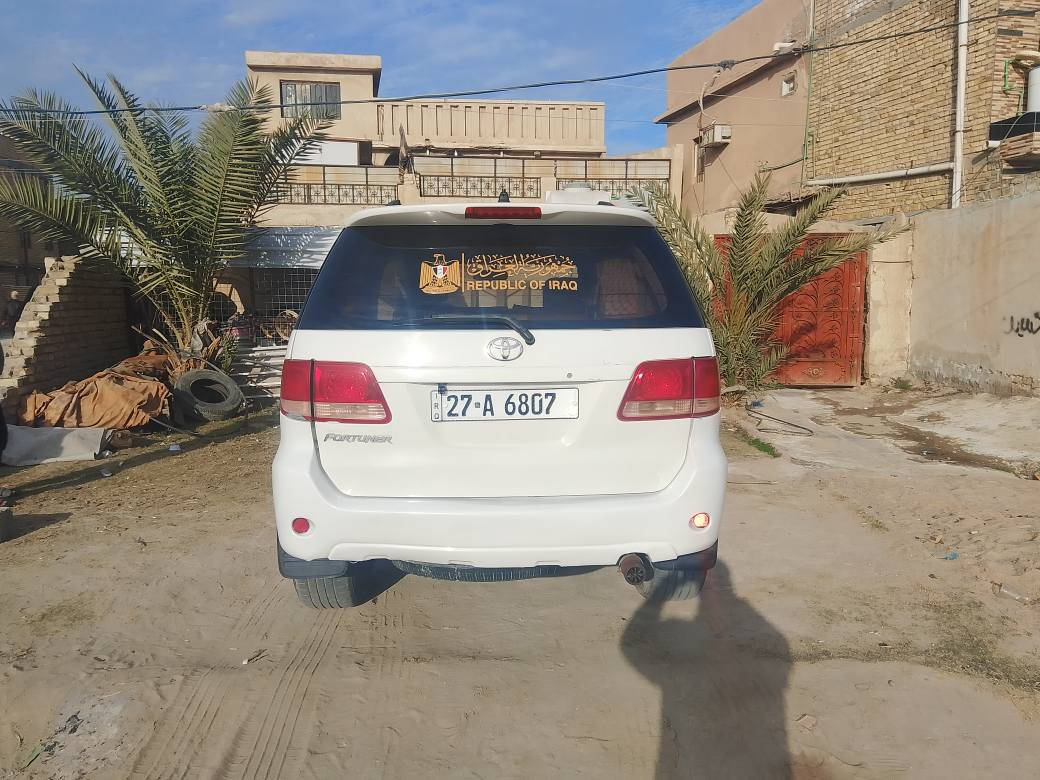 السلام عليكم سياره مكفوله من الضربا والصبق ماعدا الدعاميات مكينه وكير وتبريد كفاله دفع رباعي موديل 2009 السعر 140بيها مجال قليل عنواني الناصريه المركز *********** ناصرية, ذي قار
