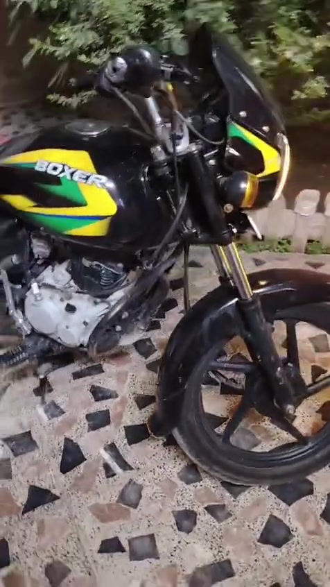 سلام عليكم بوكسر موديل 23 بدون اوراق مكفوله من سرقه شغاله سلف وهندر درجه مكينه مامفتوحه بس بيها بل دوس قوي بخار بدون تنقيص كهربائيات كلها شغال سعر 850بيها مجال قليل مكاني بغداد شعب ***********
