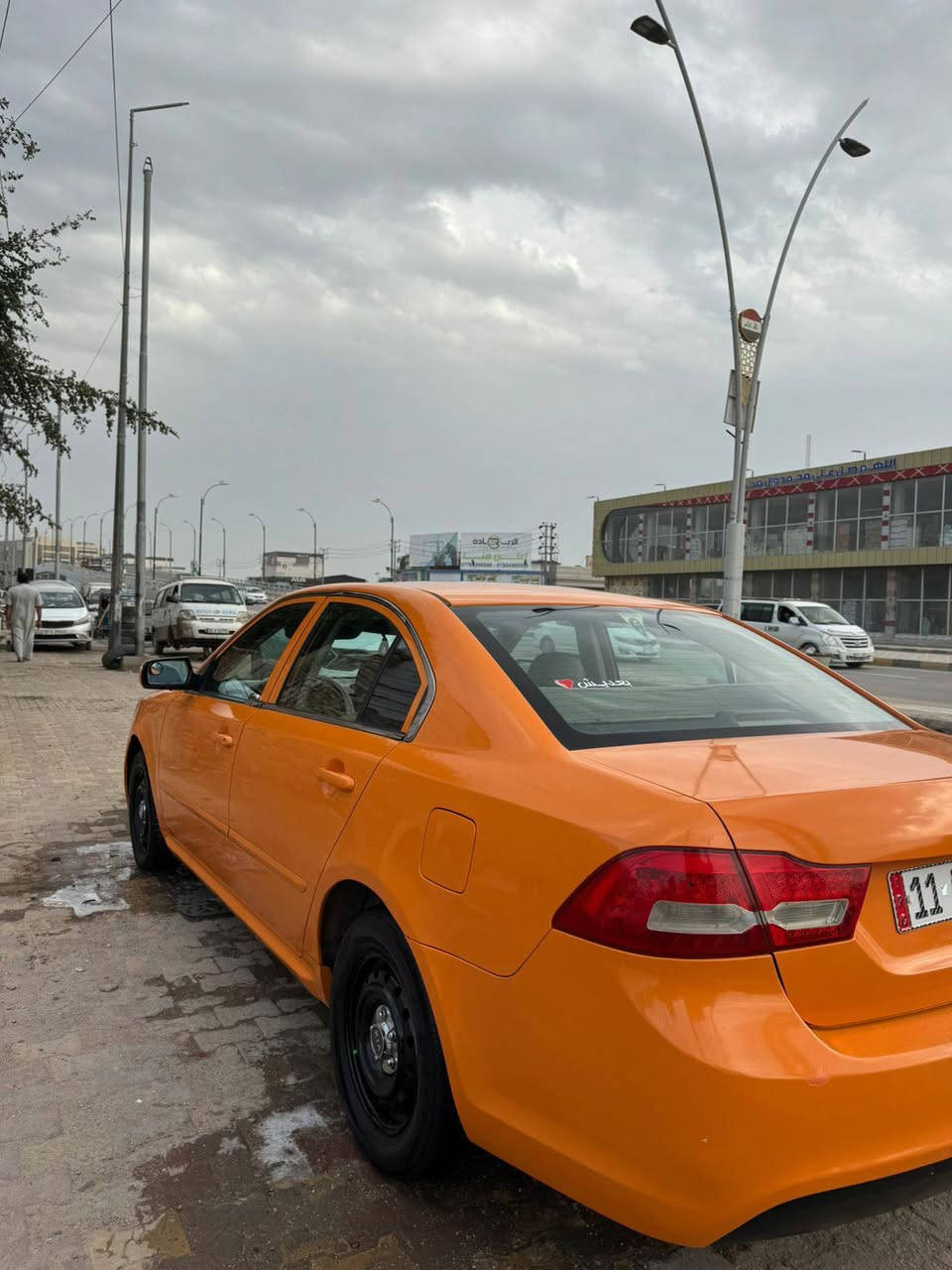 سلام عليكم
اوبتيما موديل 2010
سياره مكفولة فقط تبديل بنيد باقي سياره كفاله عامه 
لون بلادي سياره كوري جاهزه 
تخم تاير
تبريد 
حداديه سياره كارتون 
سعر(115)وبيها مجال حك جيه 
رقم تلفون ***********
والله يرزق الي ياخذها
